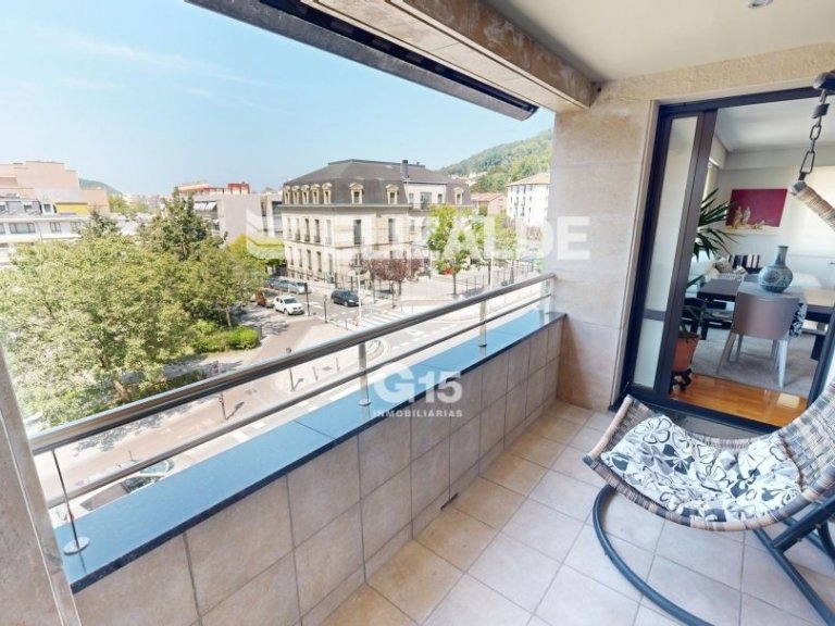 VIVIENDA SEMINUEVA EN RELOJ DE ATEGORRIETA