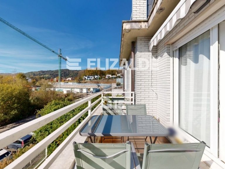 Foto 2 de VENTA DE DÚPLEX CON GRAN TERRAZA EN BERIO