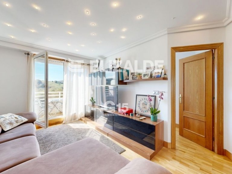 Foto 3 de VENTA DE DÚPLEX CON GRAN TERRAZA EN BERIO