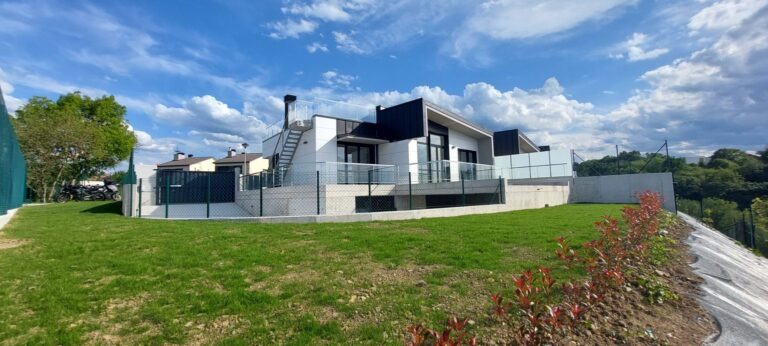 Residencial Sarobe