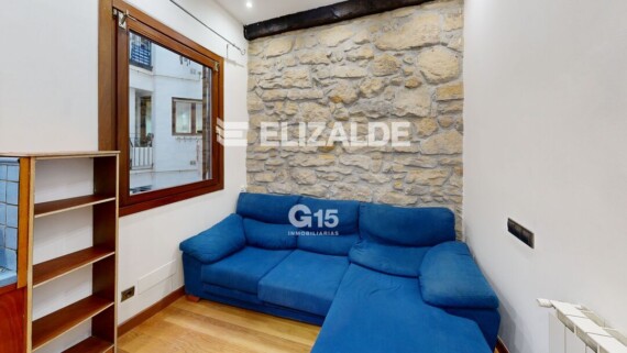 COQUETA VIVIENDA EN CALLE MATIA
