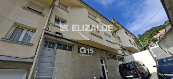 PISO PARA REFORMAR TODO EXTERIOR Y CON BALCÓN