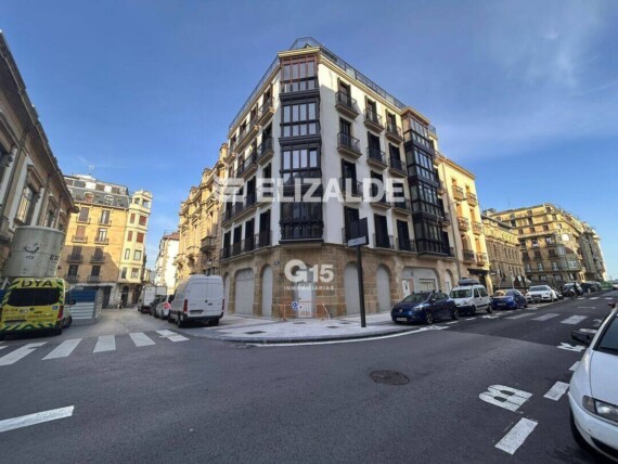 LOCAL COMERCIAL DE OBRA NUEVA  en la calle ALDAMAR con calle IÑIGO