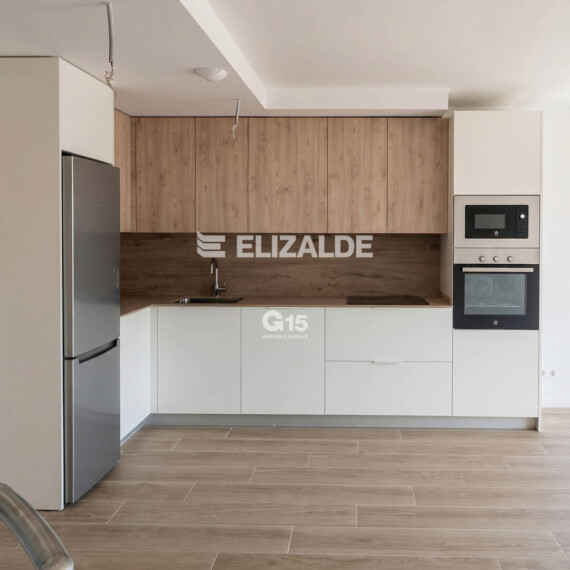APARTAMENTO duplex  BAJO C