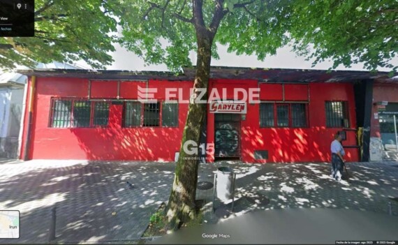 LOCAL COMERCIAL, ALMACÉN  (antiguo GIMNASIO)  junto al POLIDEPORTIVO