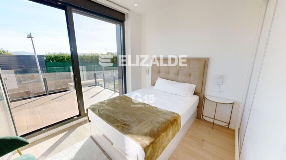 HERMOSA VILLA, CON TERRAZA, JARDIN, EN ATOTXA ERREKA